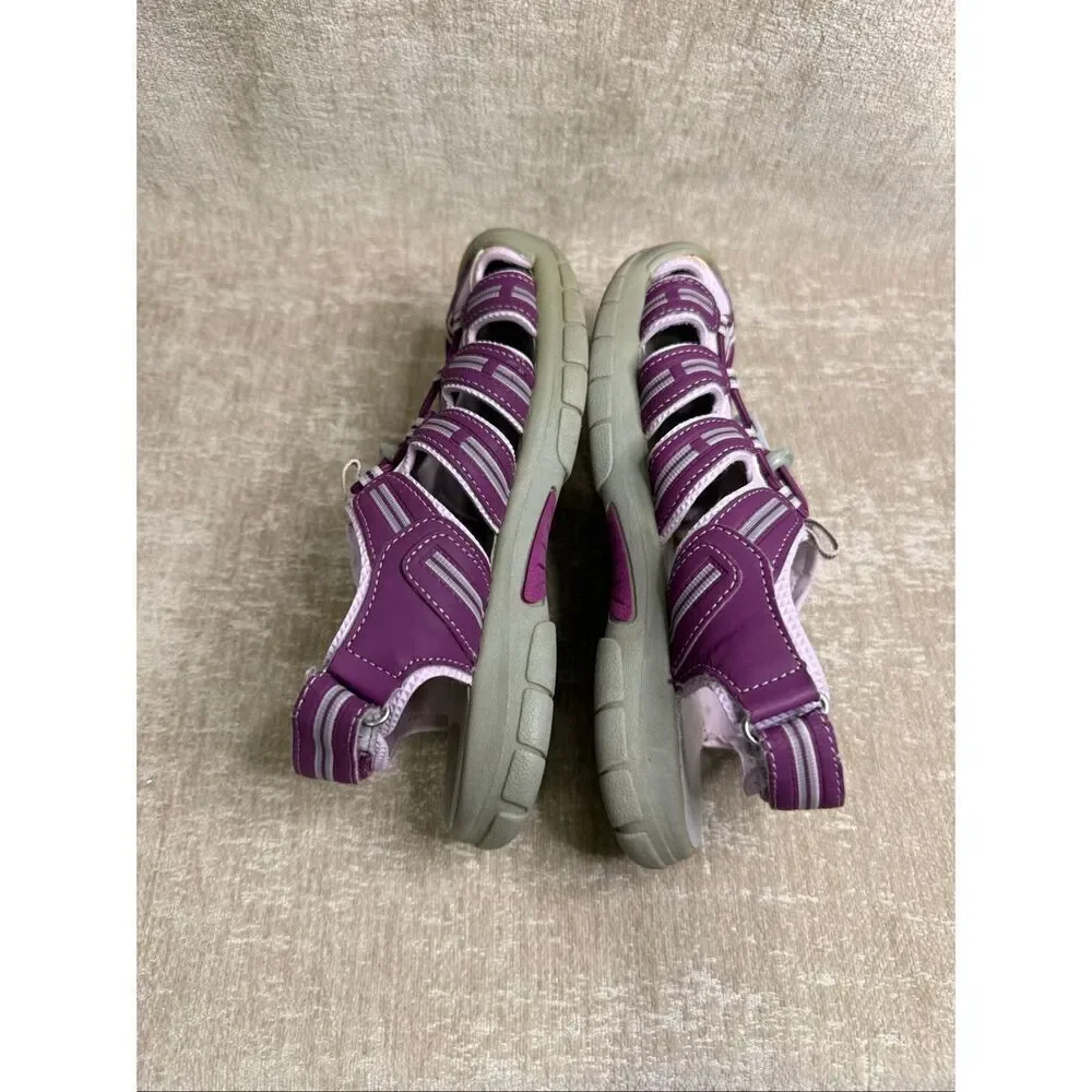 Khombu Kids' Sandy Hook & Loop Strappy Closed Toe Athletic Sandals Purple Size 4